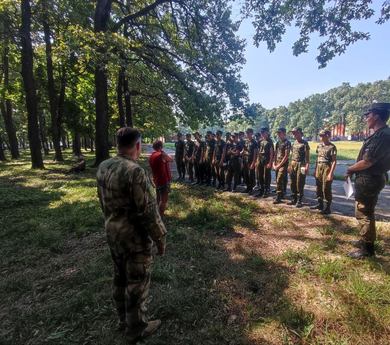 Соревнования по стрельбе на военно-патриотических сборах "Гвардеец"